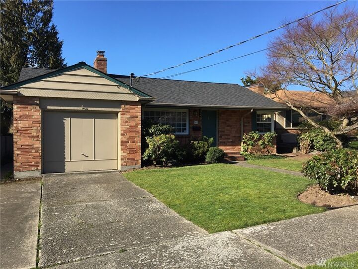 7019  43rd Avenue NE  Seattle WA 98115 photo