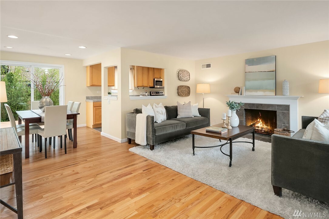 Property Photo: 13538 15th Place NE WA 98125
