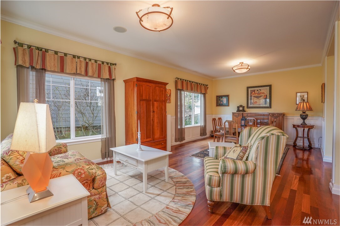 Property Photo: 5318 N Defiance WA 98407
