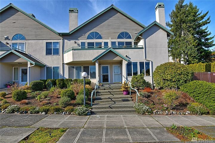 555  Walnut Street 7  Edmonds WA 98020 photo