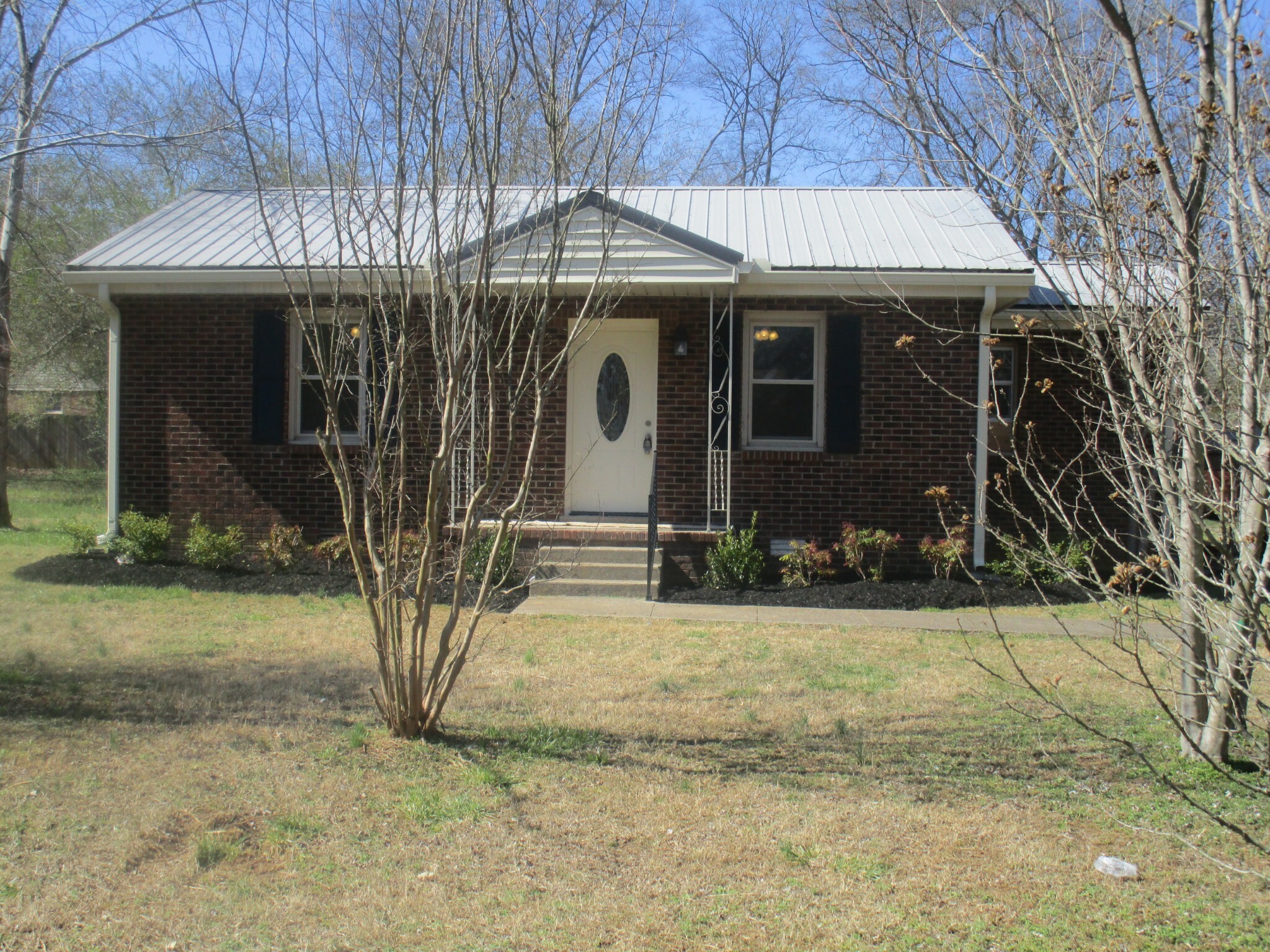 Property Photo:  2426 Mimosa Ct  TN 37127 