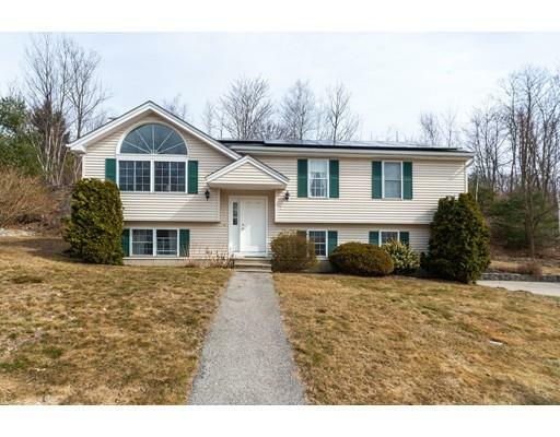 Property Photo:  2 Ledgewood Ln  MA 01609 