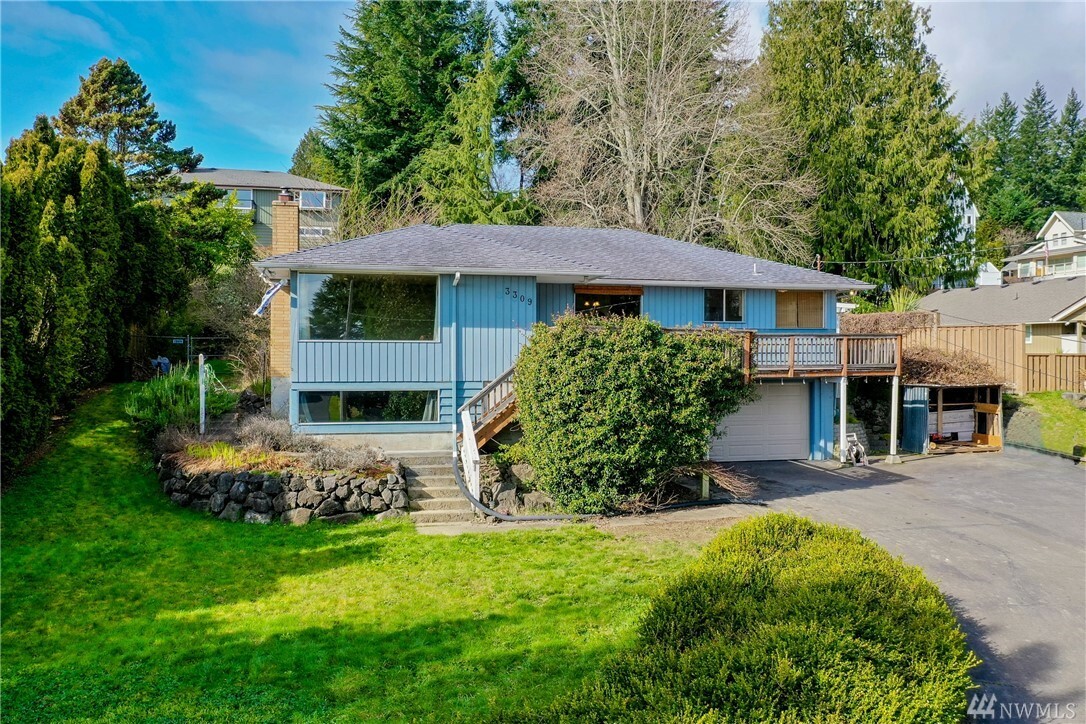 Property Photo:  3309 Ridgeview Dr NE  WA 98310 