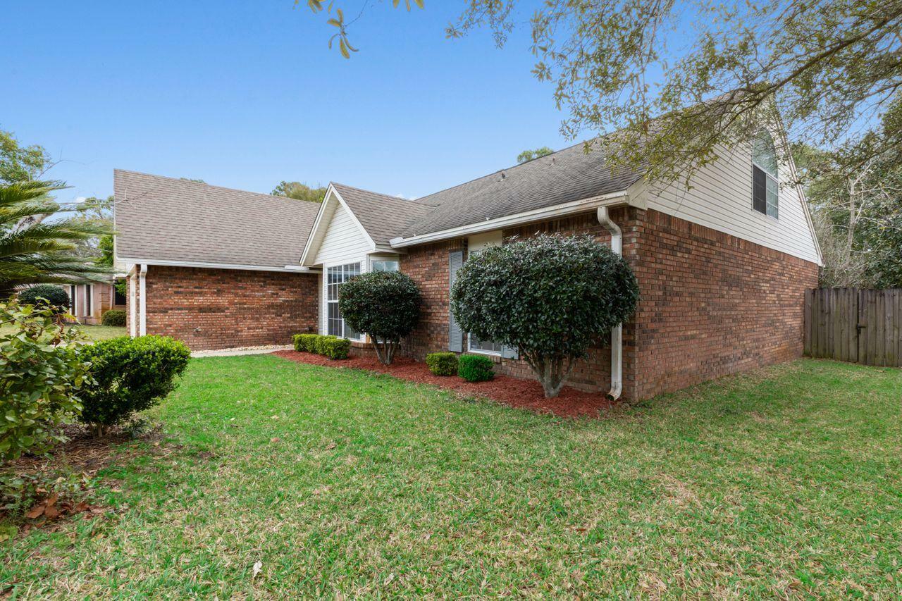 Property Photo:  5 Neptune Drive  FL 32569 