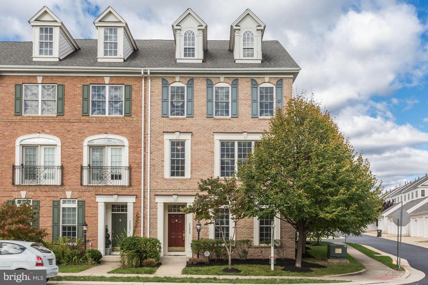 Property Photo: 22959 White Ibis Drive VA 20148