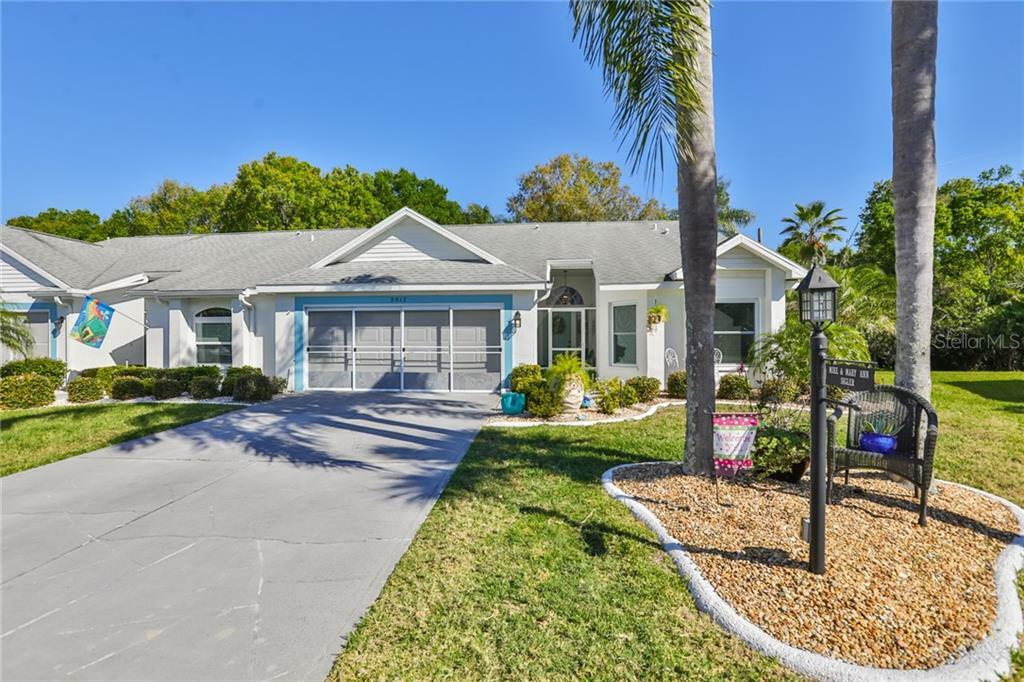 Property Photo:  2017 Gardenia Landings Lane  FL 33573 