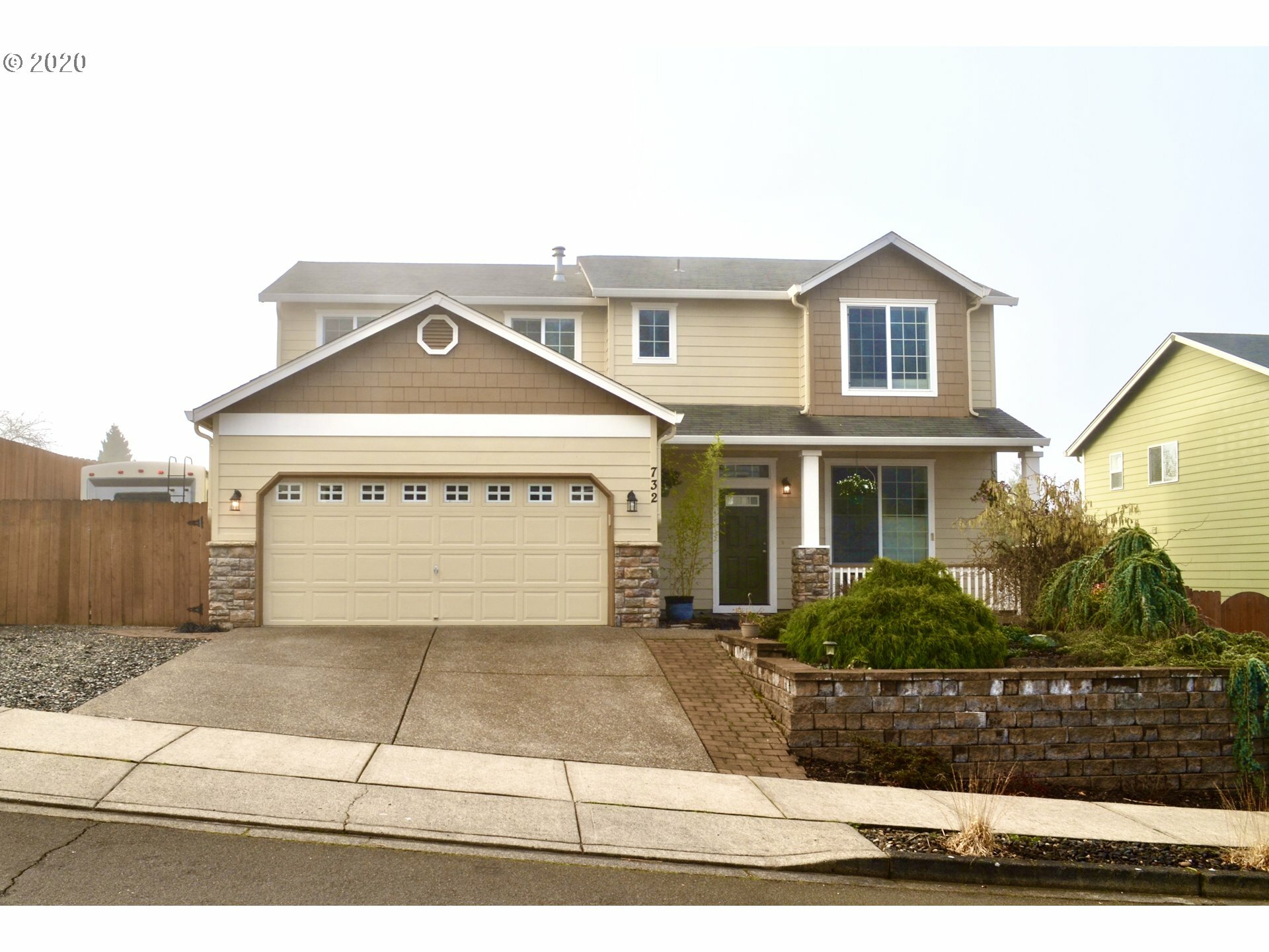 Property Photo:  732 NE 42nd Cir  WA 98607 