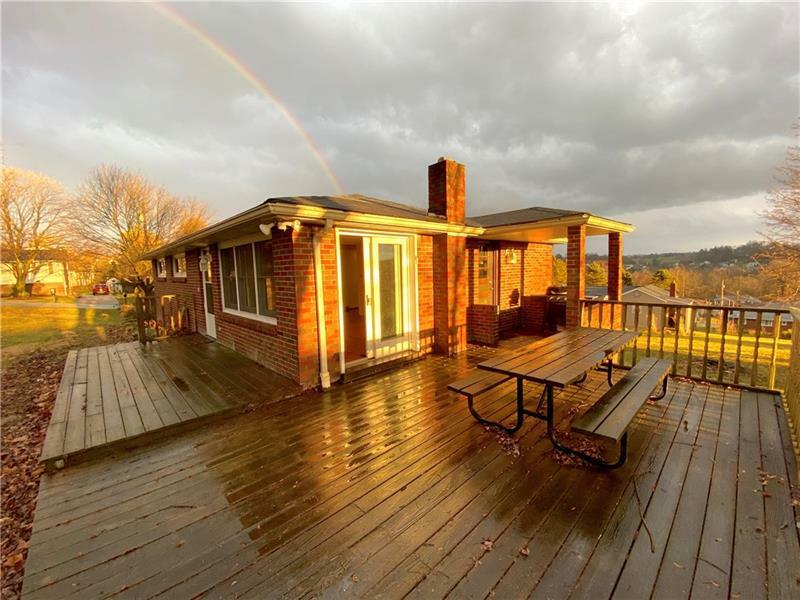 Property Photo: 1346 Jasper Dr PA 15642