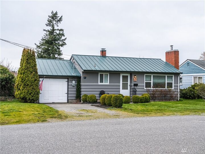 Property Photo:  557  SE Glencoe Street  WA 98277 