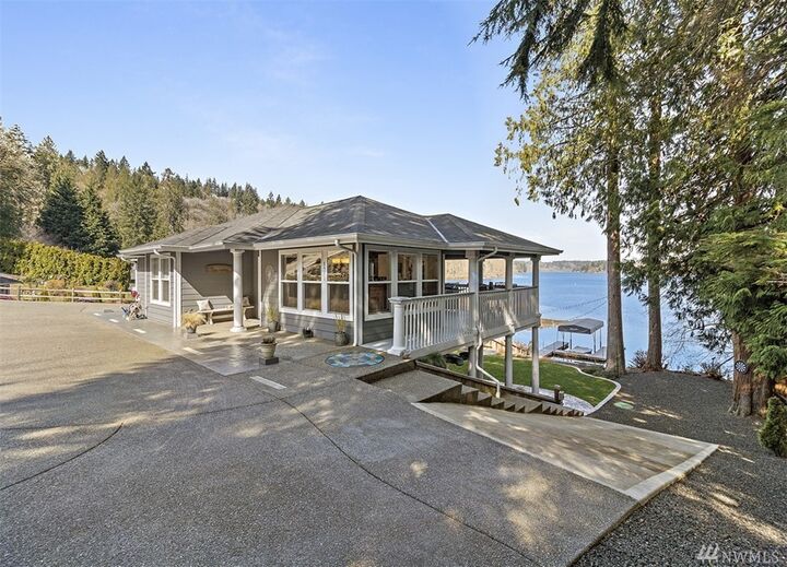 Property Photo:  8511  Dormar Drive SE  WA 98367 