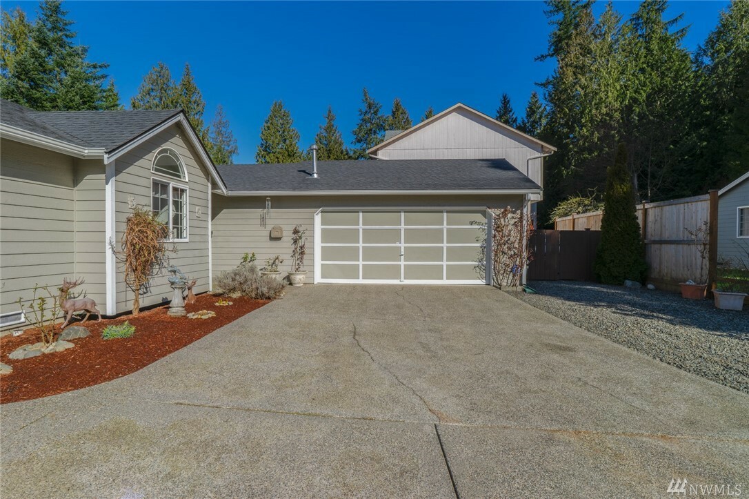 Property Photo:  10719 7th Ave SE  WA 98208 