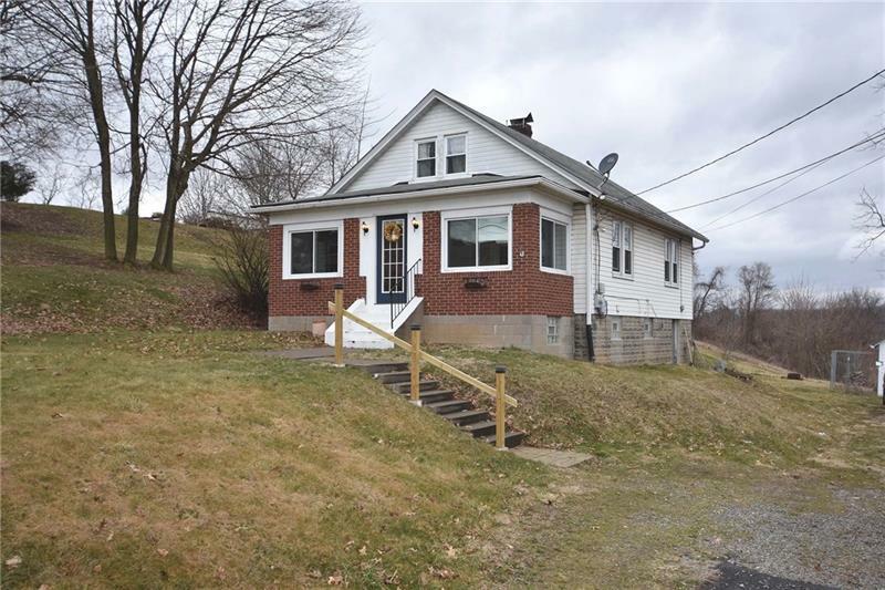 Property Photo:  2252 Ridge Road  PA 15135 