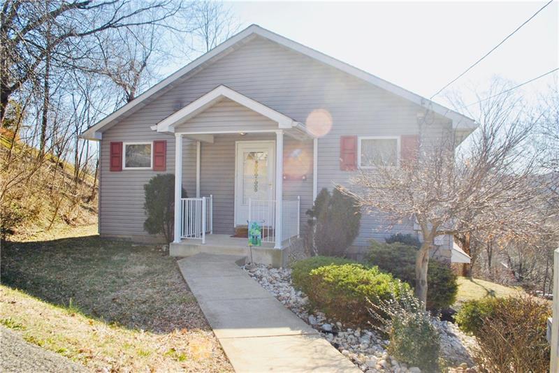 Property Photo:  528 Chestnut  PA 15132 