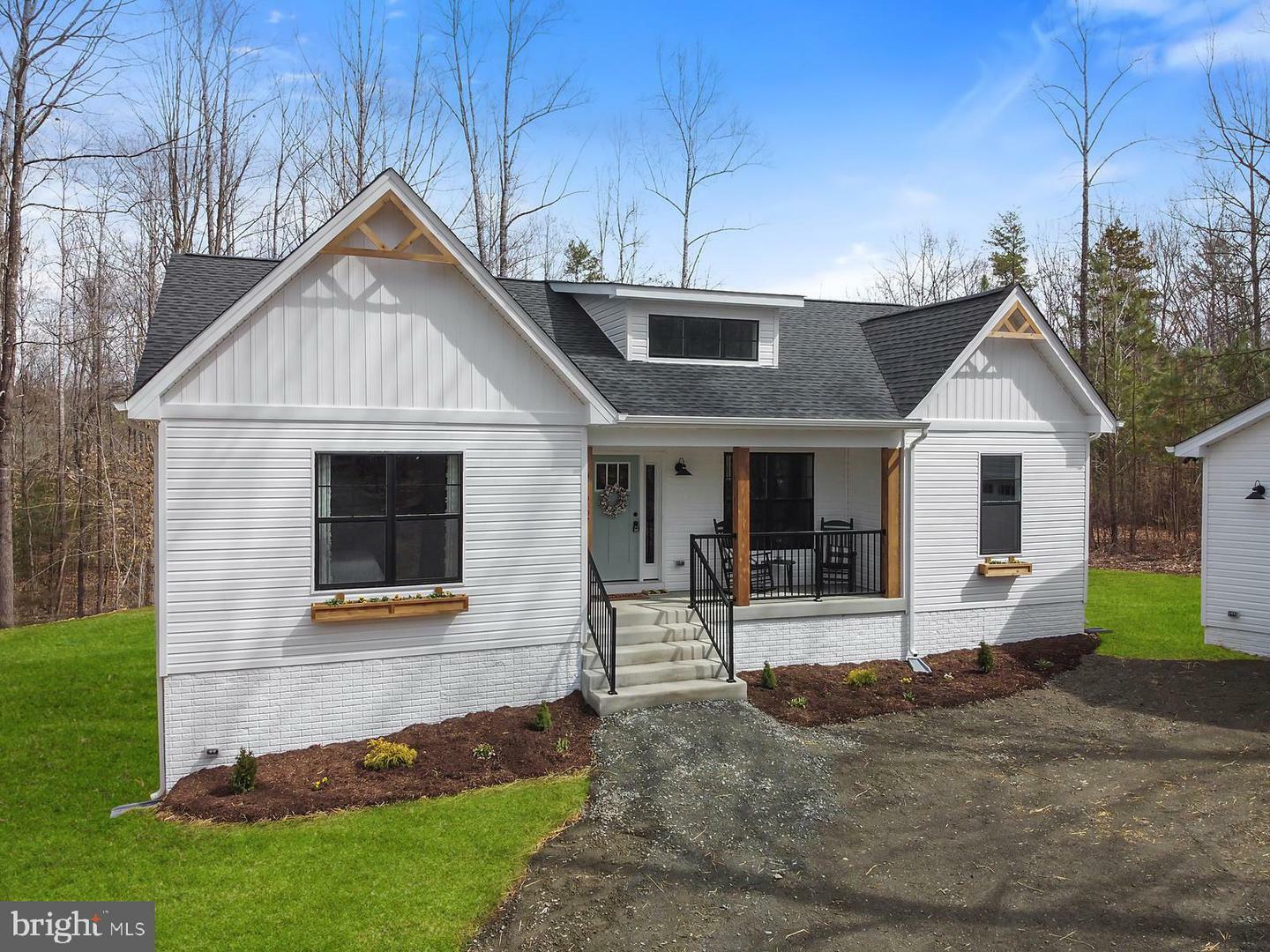 Property Photo:  21257 Port Rapids Road  VA 22736 