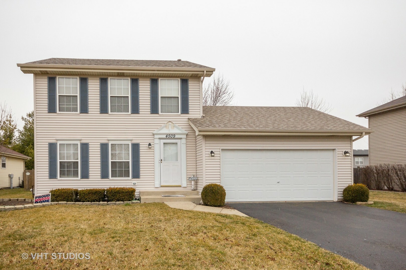 Property Photo:  4509 Oriole Lane  IL 60586 