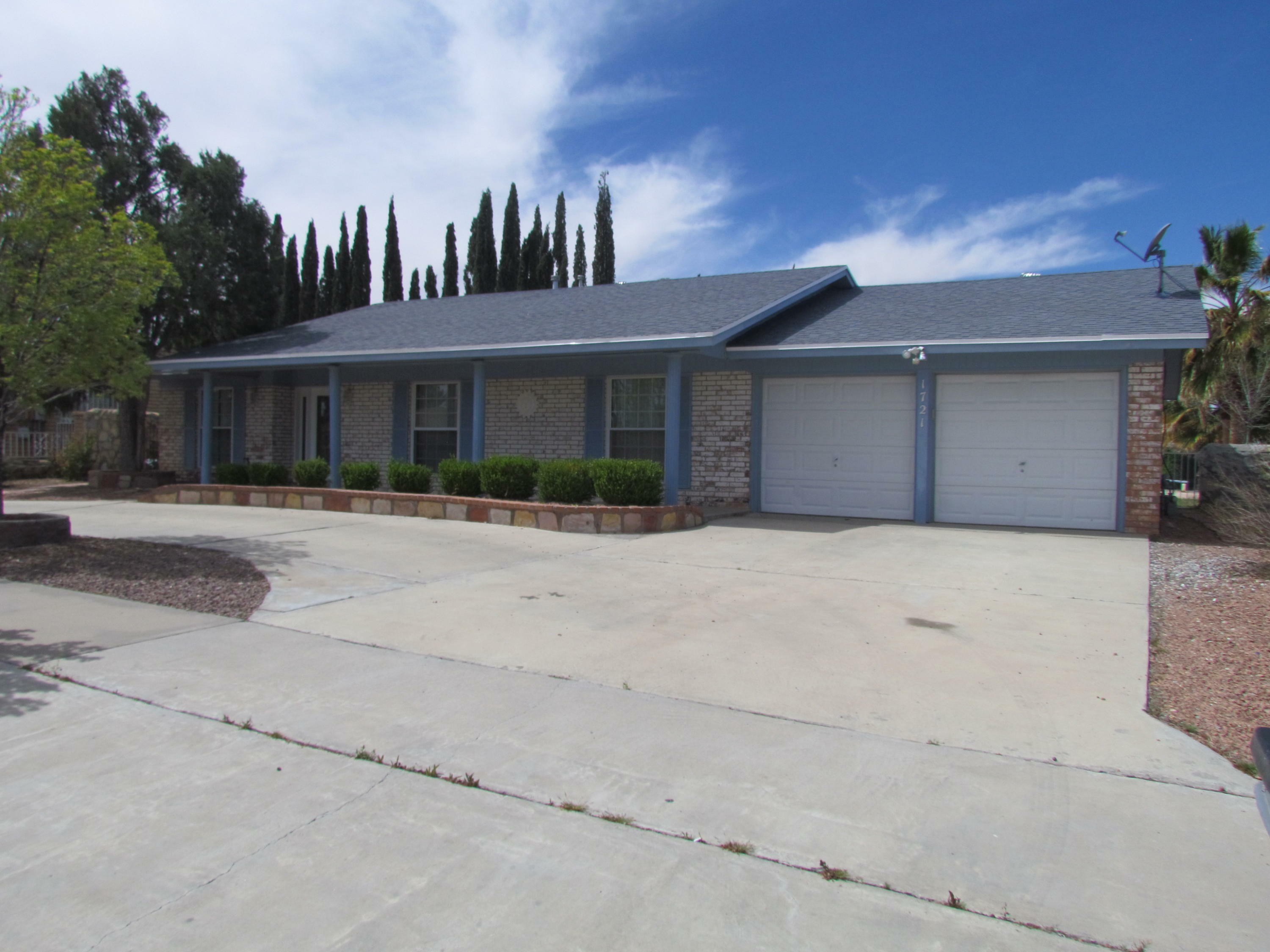 Property Photo: 1721 Dale Douglas Drive TX 79936