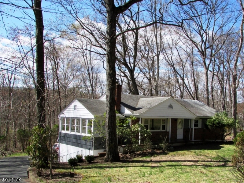 Property Photo:  31 Lilline Ln  NJ 07458 