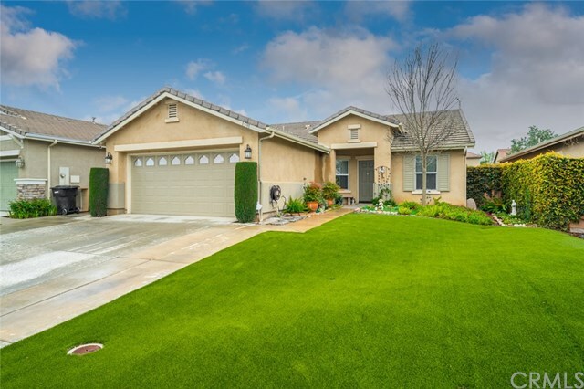 Property Photo:  1531 Whiteoak Drive  CA 92571 