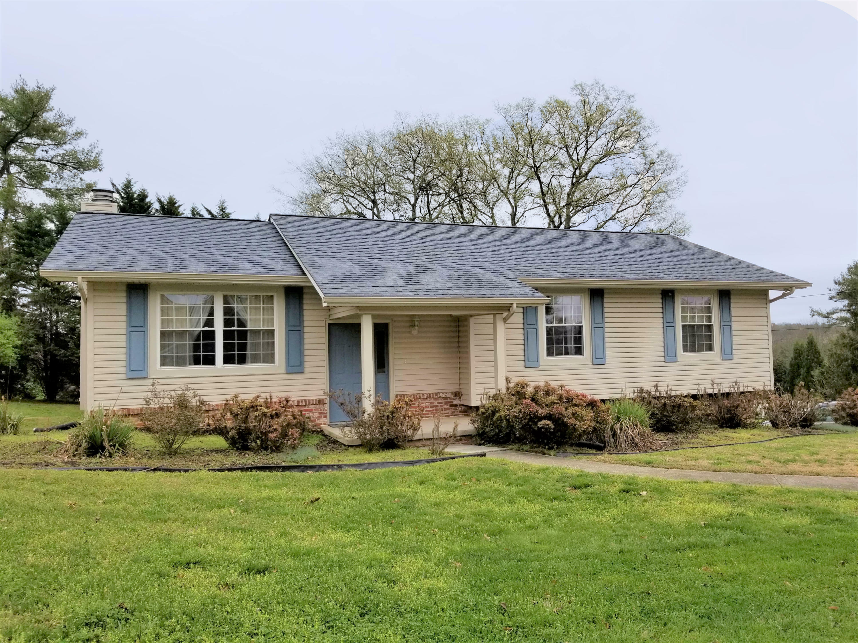 Property Photo:  1632 Colonade Rd  TN 37922 