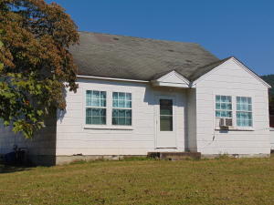 Property Photo:  1639 Old Roane St St  TN 37748 