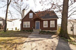 Property Photo: 3220 Kenilworth Lane TN 37919