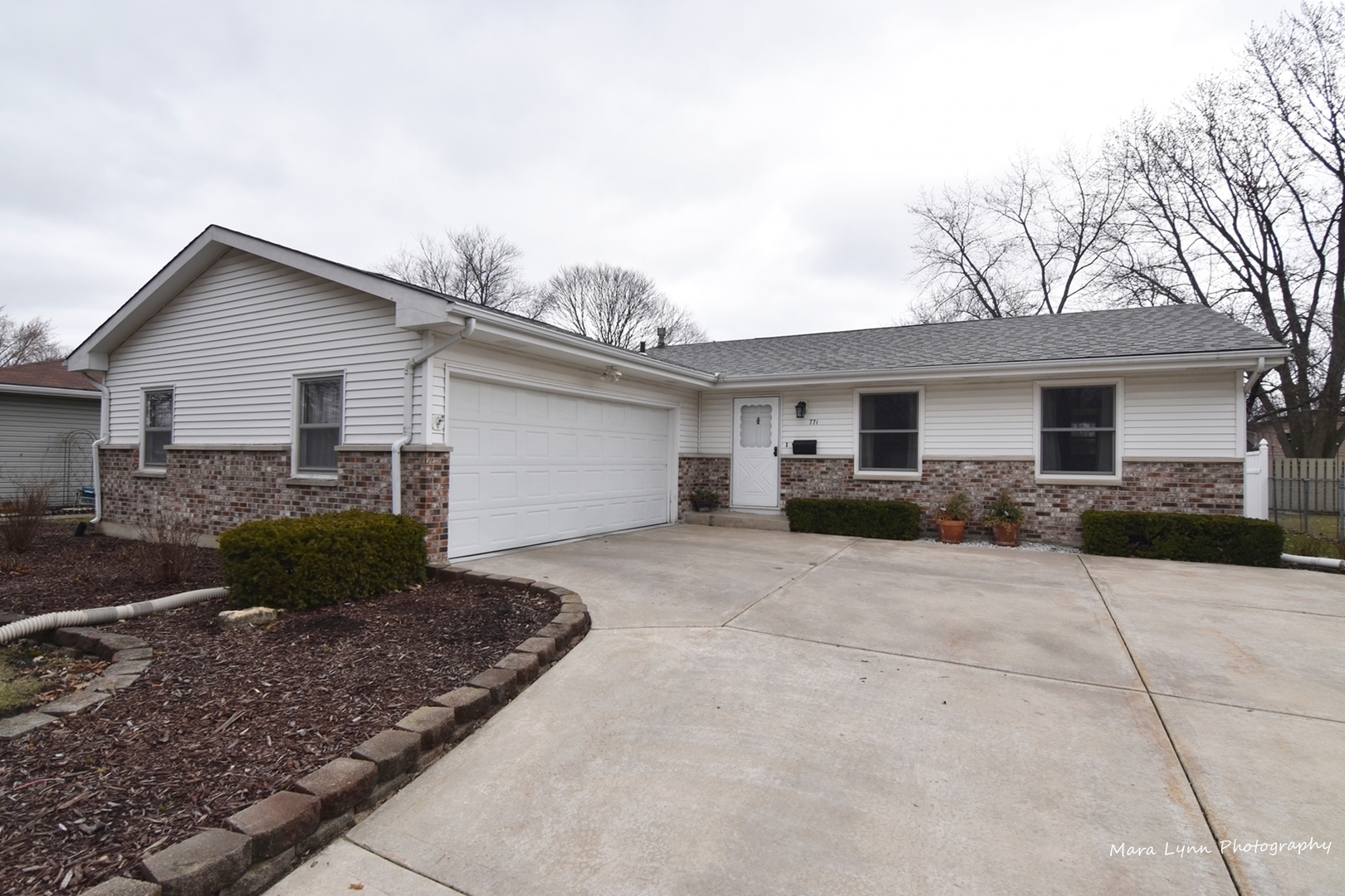 Property Photo:  771 Sherwood Avenue  IL 60506 