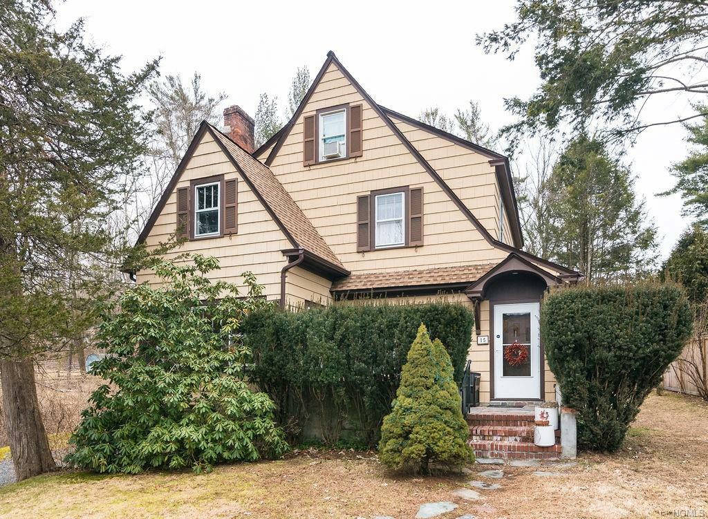 Property Photo: 15 Cottage Place NY 10536