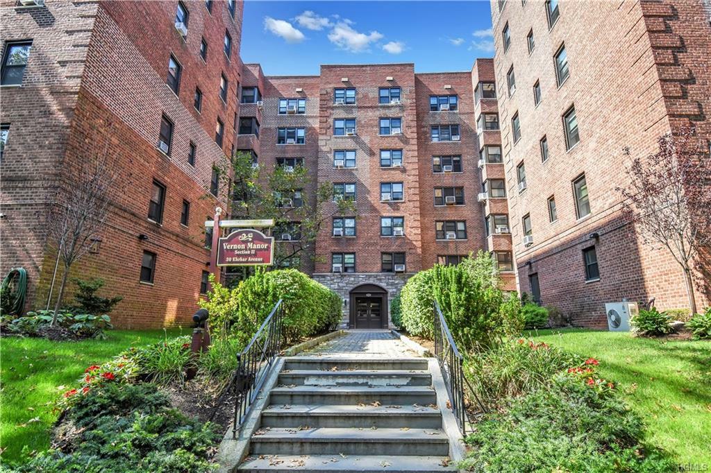 Property Photo:  30 Ehrbar Avenue 104  NY 10552 