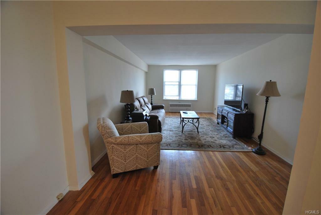 Property Photo:  4380 Vireo Avenue 5O  NY 10470 