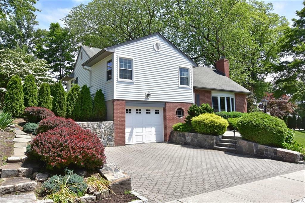 Property Photo:  10 Lawrence Avenue  NY 10707 