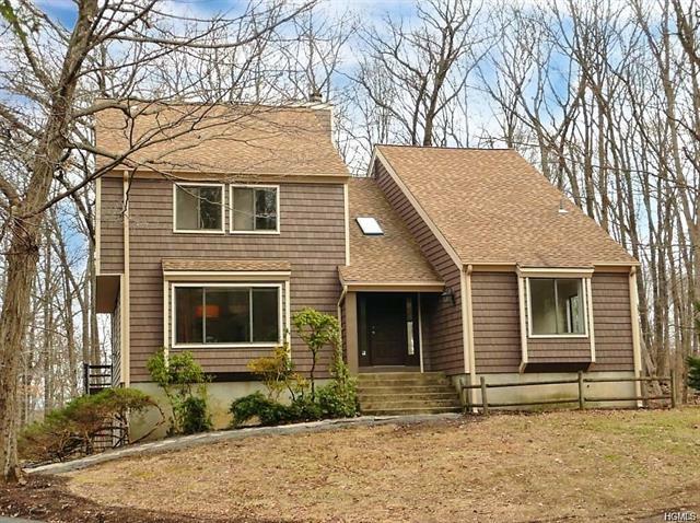 Property Photo:  212 Pinesbridge Road  NY 10546 