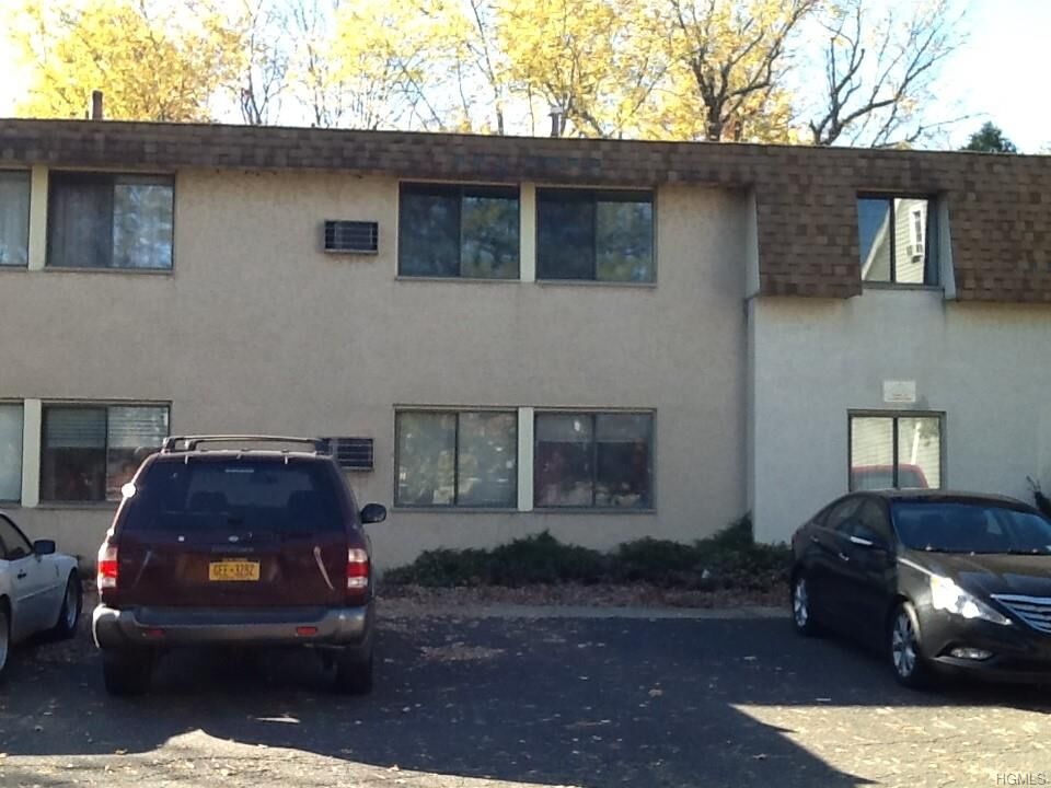 Property Photo:  13 N Rockland Avenue 4  NY 10920 