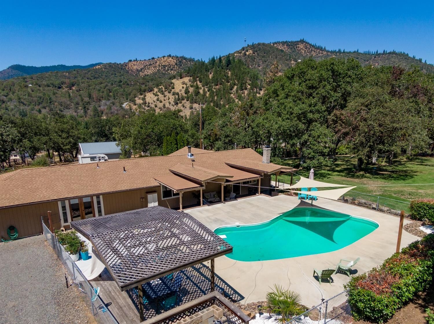 Property Photo:  7527 Hwy 238  OR 97530 