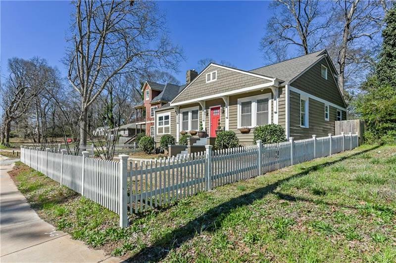 Property Photo: 3410 Glenwood Road 30032