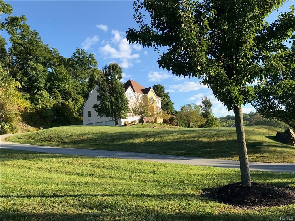 Property Photo:  3 Chestnut Lane  NY 10924 