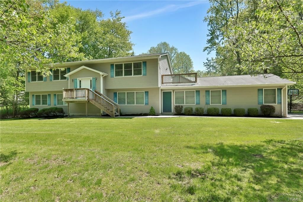 Property Photo:  253 Maple Road C  NY 10989 