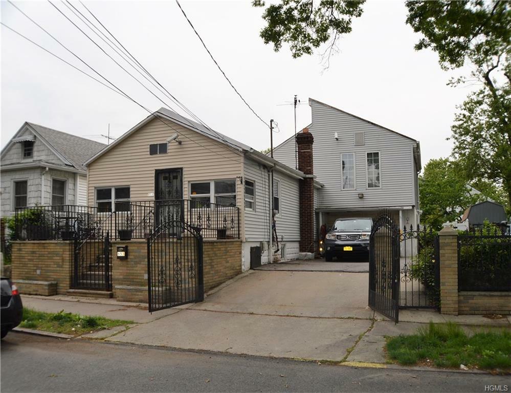 Property Photo:  653 Vincent Avenue  NY 10465 