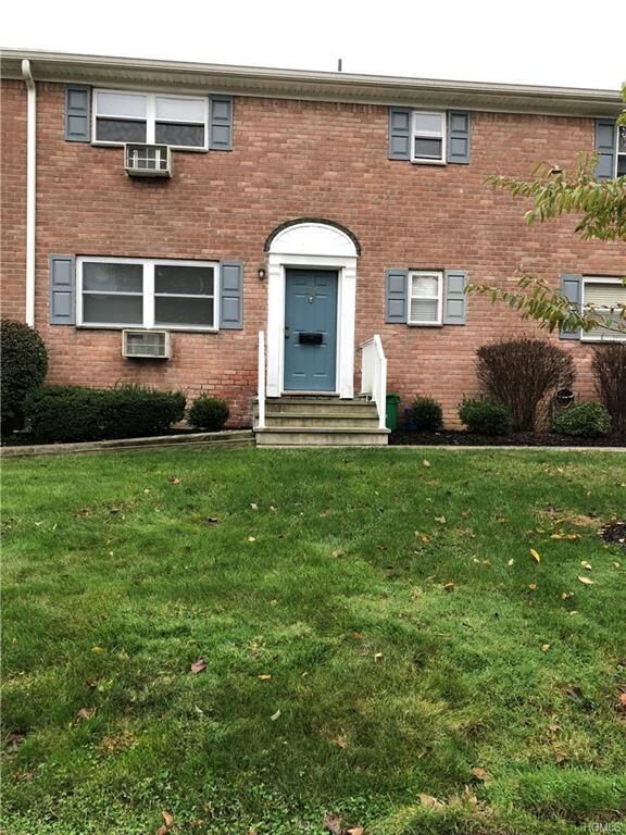 2 bed Pearl River home for sale 135 Meyer Oval 135, Pearl River, NY 10965