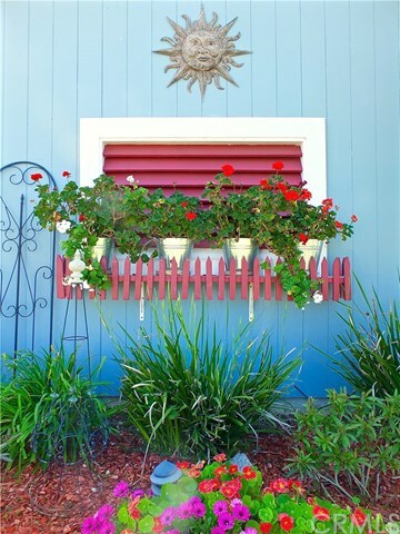 Property Photo: 6308 Edgefield Avenue CA 90713