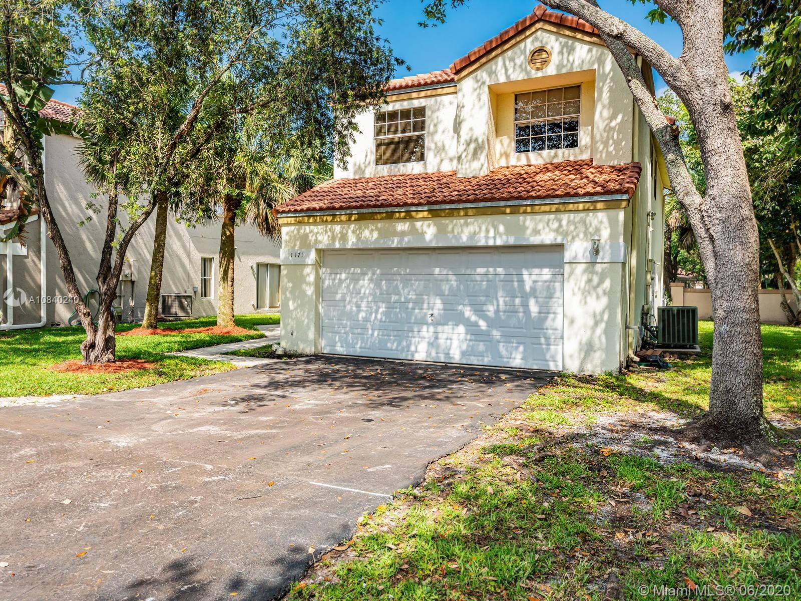Property Photo: 1171 NW 106th Ave FL 33322