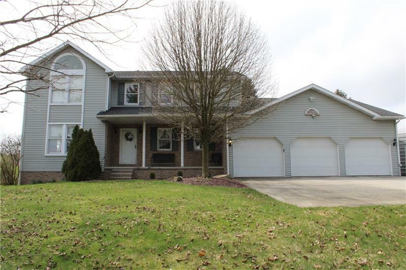 Property Photo:  921 Lindberg Way  PA 15501 