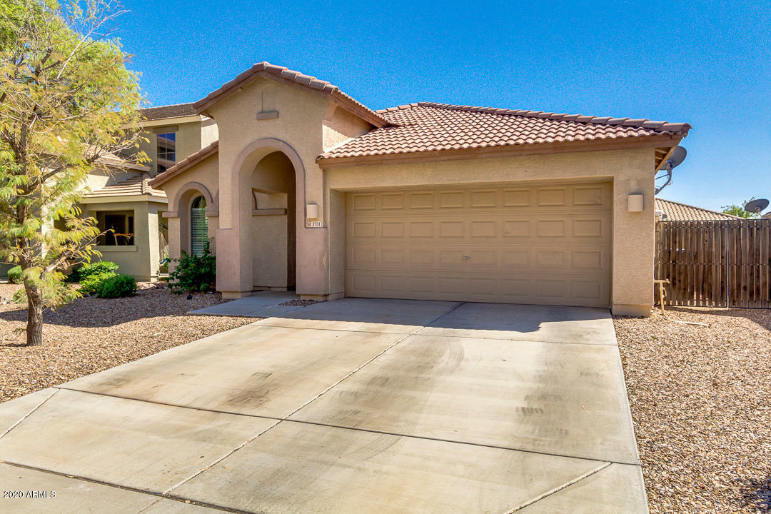 Property Photo:  3701 E Ironhorse Road  AZ 85297 