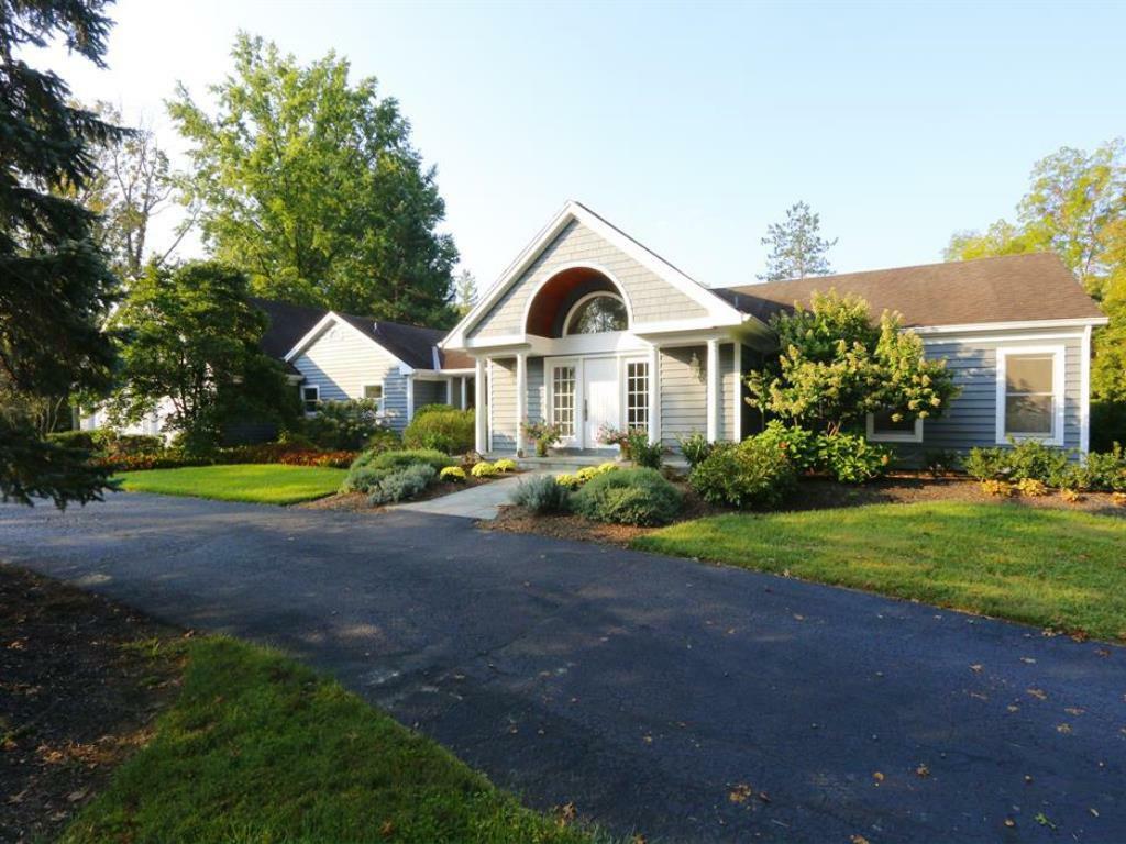 Property Photo:  8755 Old Indian Hill Road  OH 45243 