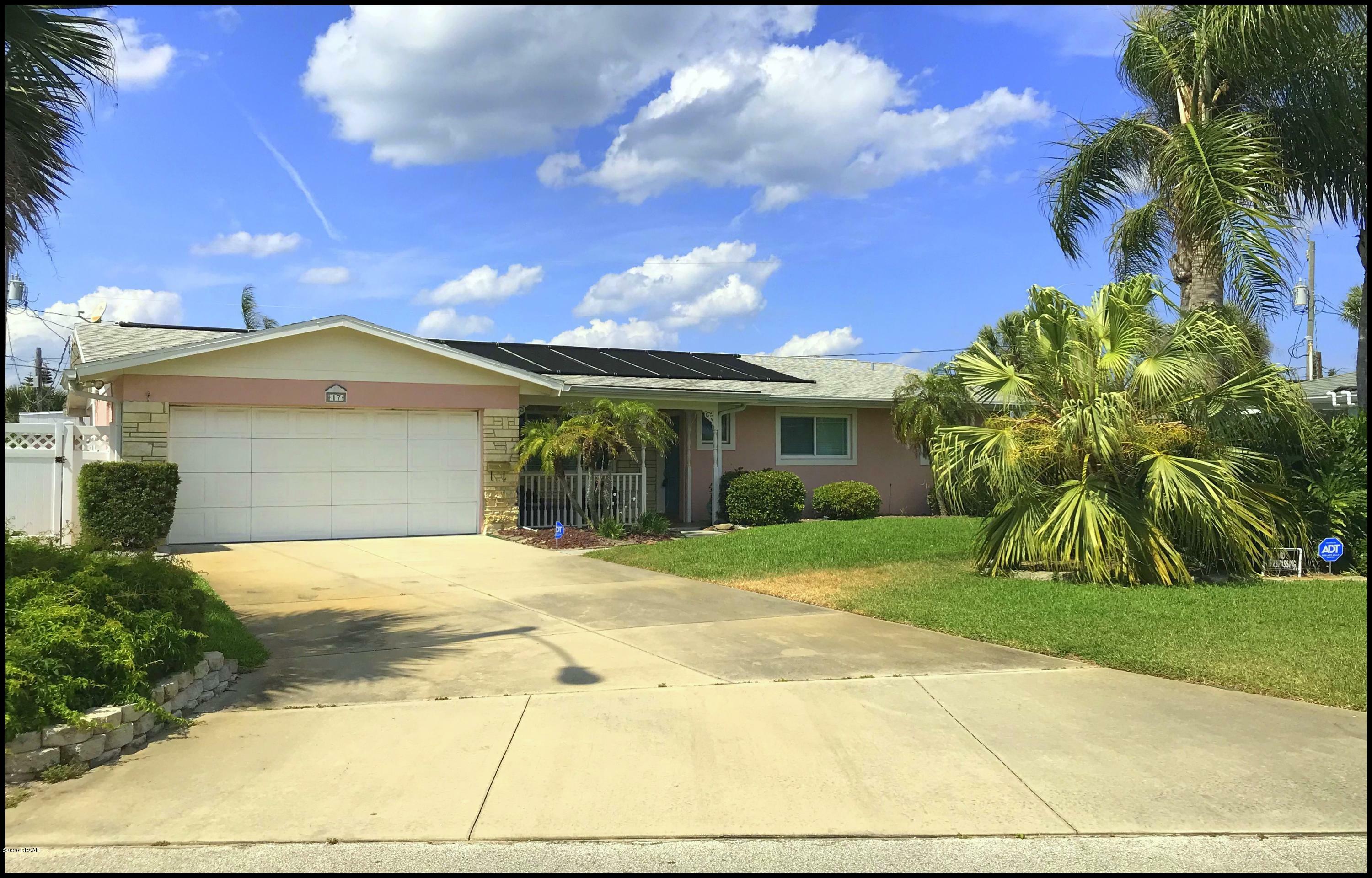 Property Photo:  17 Sandra Drive  FL 32176 