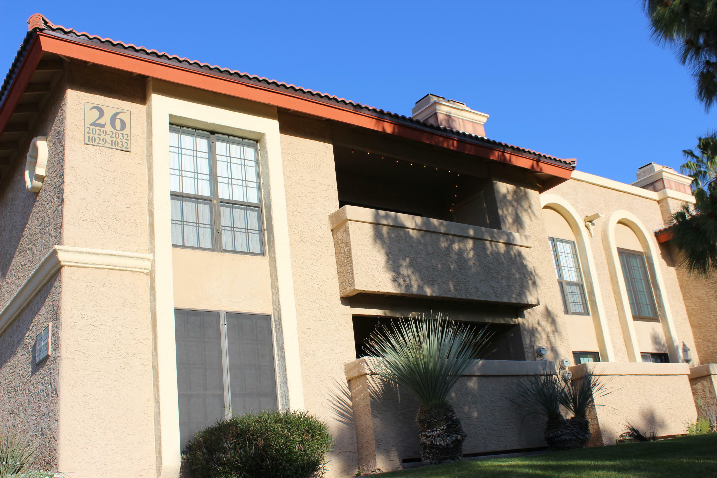 Property Photo:  10410 N Cave Creek Road 2029  AZ 85020 