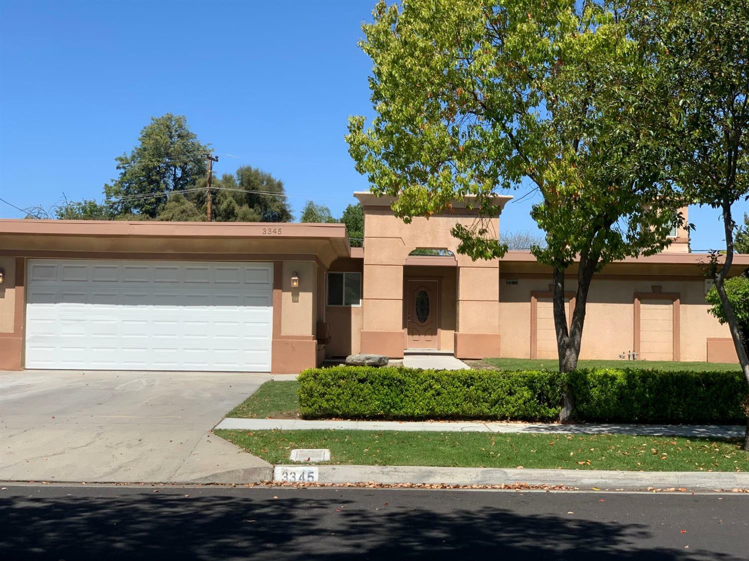 Property Photo:  3345 E Redlands Avenue  CA 93726 