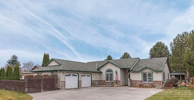Property Photo:  3715 SW Gene Sarazan Drive  OR 97756 