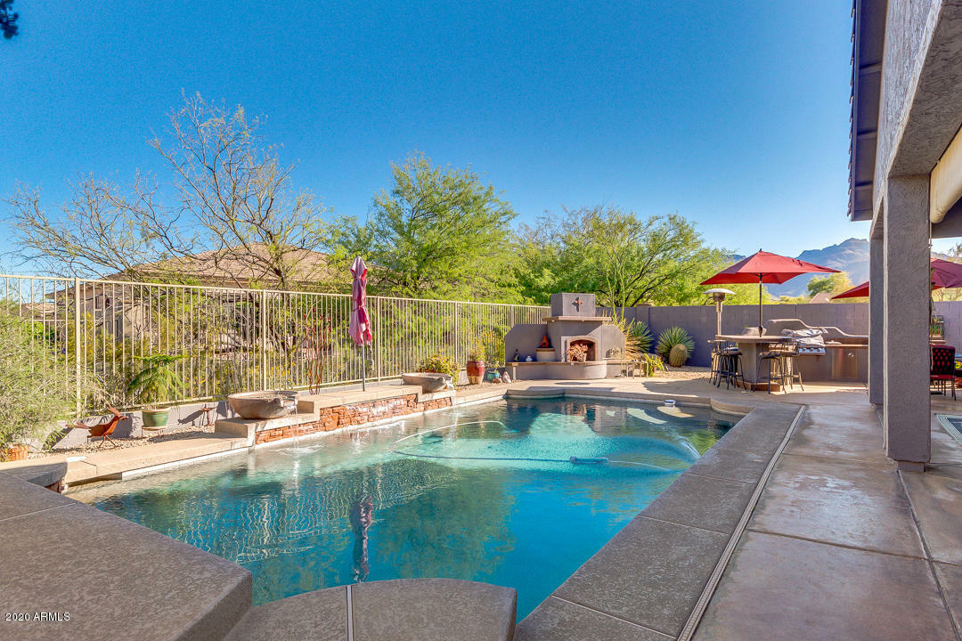 Property Photo:  7162 E Cuernavaco Way  AZ 85118 