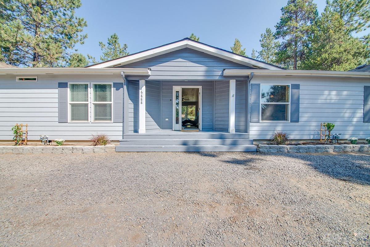 Property Photo: 16888 Elsinore Road OR 97707