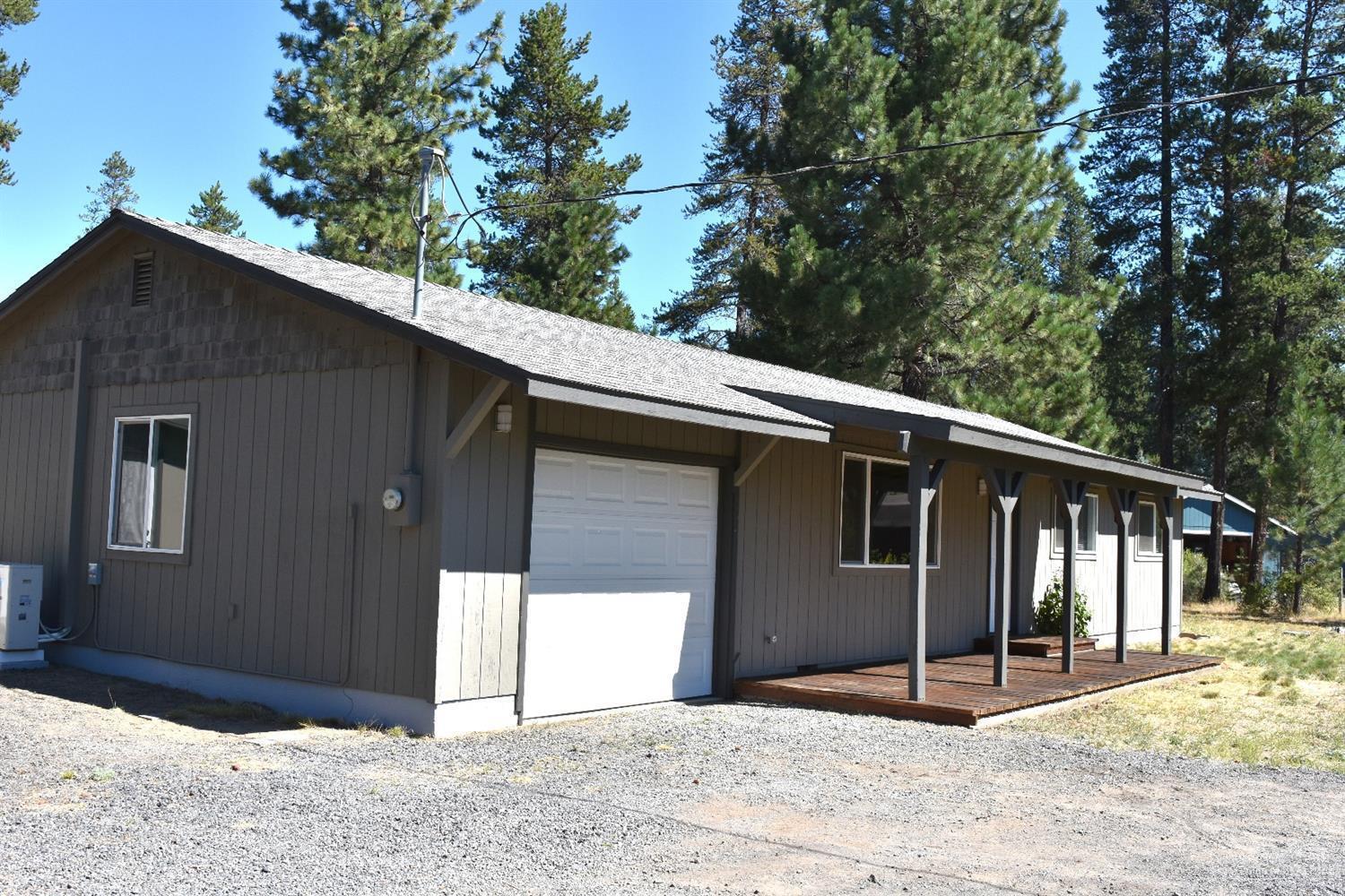 Property Photo:  53934 6th Street  OR 97739 